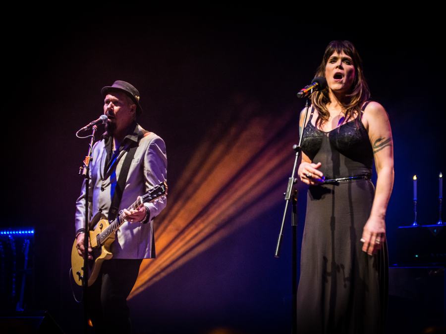 Bath Hart @ Cambridge Corn Exchange, 11/05/15 11_LHM7152 -RLaurence Harvey WEB. Photo Credit: Laurence Harvey