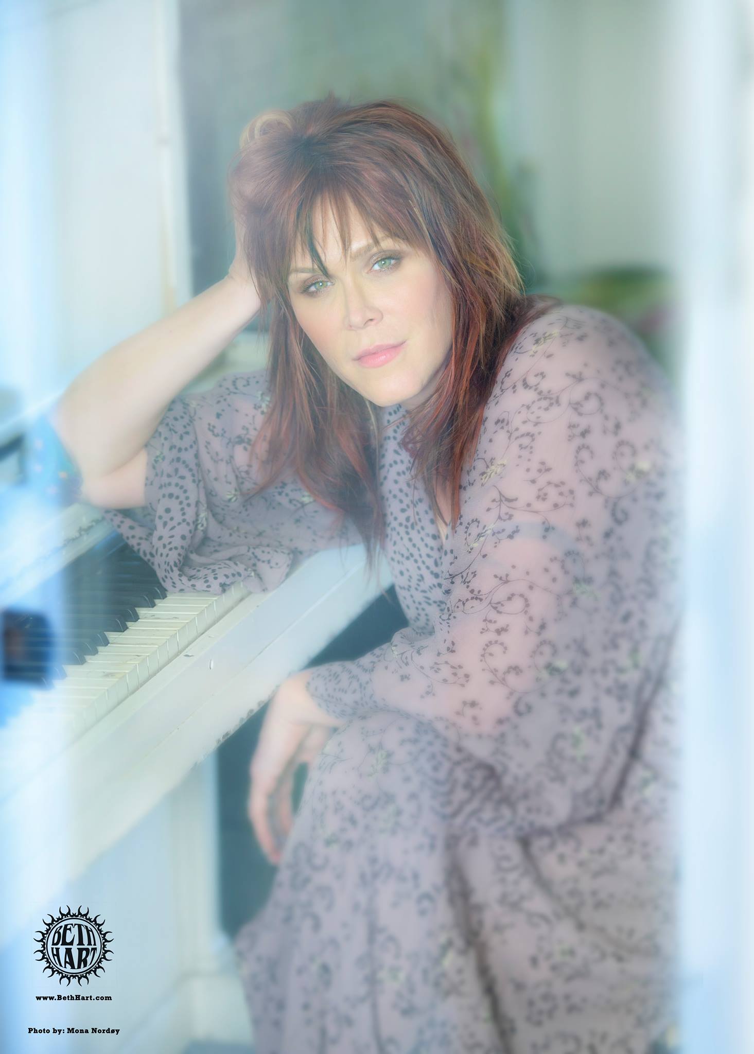 photo of Beth Hart by Mona Nordoy