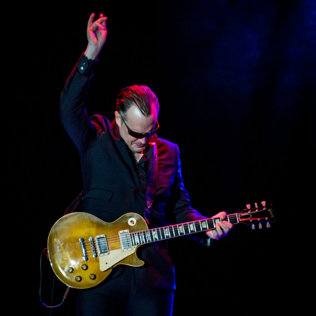 photo of Joe Bonamassa by Laurence Harvey London 2018