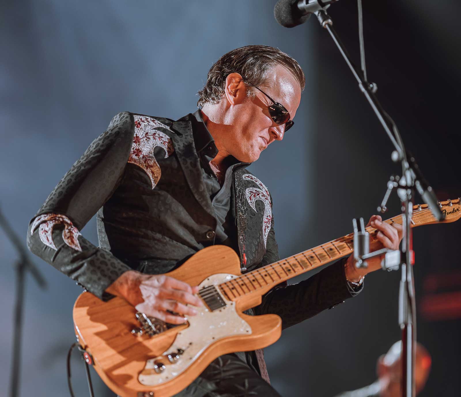 joe bonamassa best guitar