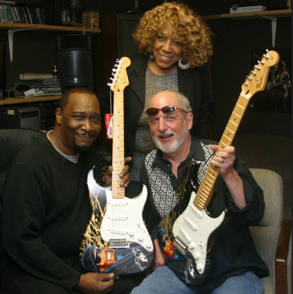 Sammy Blue with author Tim Arnold and Rita Graham
