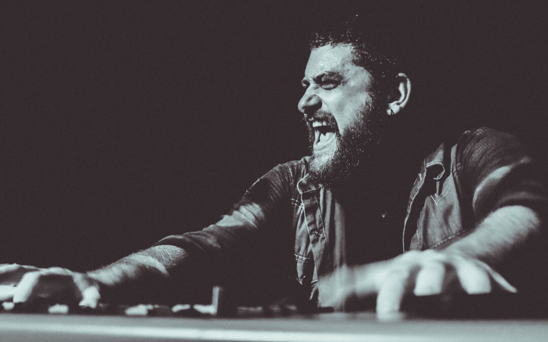 Troy Redfern and Robert Jon and The Wreck – Edinburgh gig review