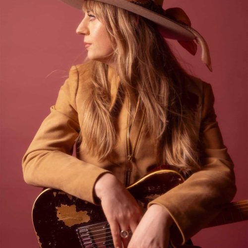 Photo by Alysse Gafkjen of Joanne Shaw Taylor